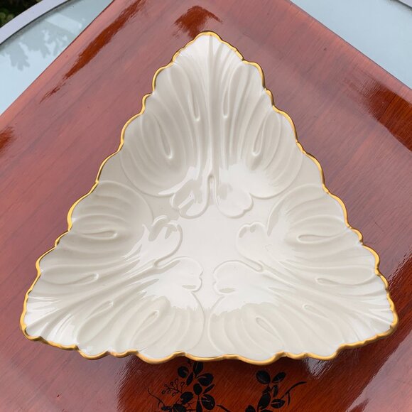 Vtg LENOX Triad Collectible Triangular Dish Trinket - Picture 1 of 11